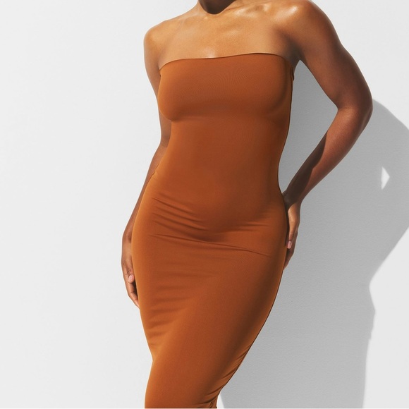 SKIMS Dresses & Skirts - LIMITED EDITION Bronze SKIMS Fits Everybody Tube Dress Size 3X NWT